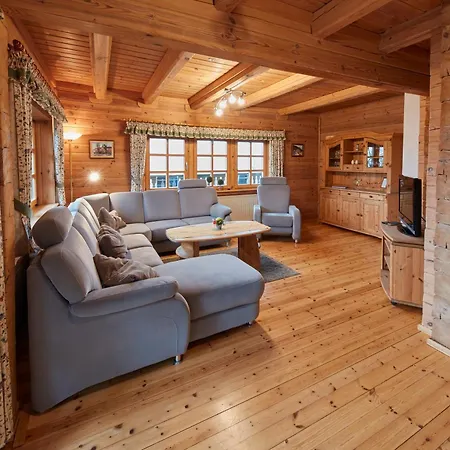 Fausts Blockhaus Apartman *